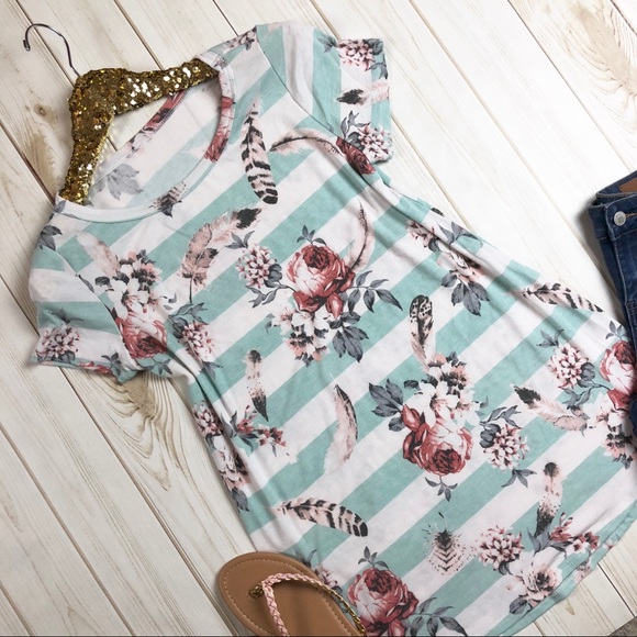 ❗️Last 1! Small Striped Floral Boho Vibes Top - Picture 4 of 6